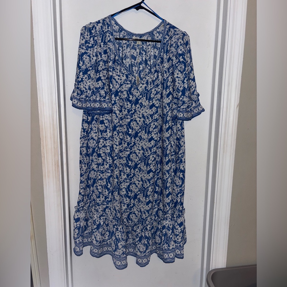 Max Studio Blue and White Floral Midi Dress